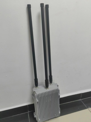 Двухканальный автомобильный подавитель FPV БПЛА